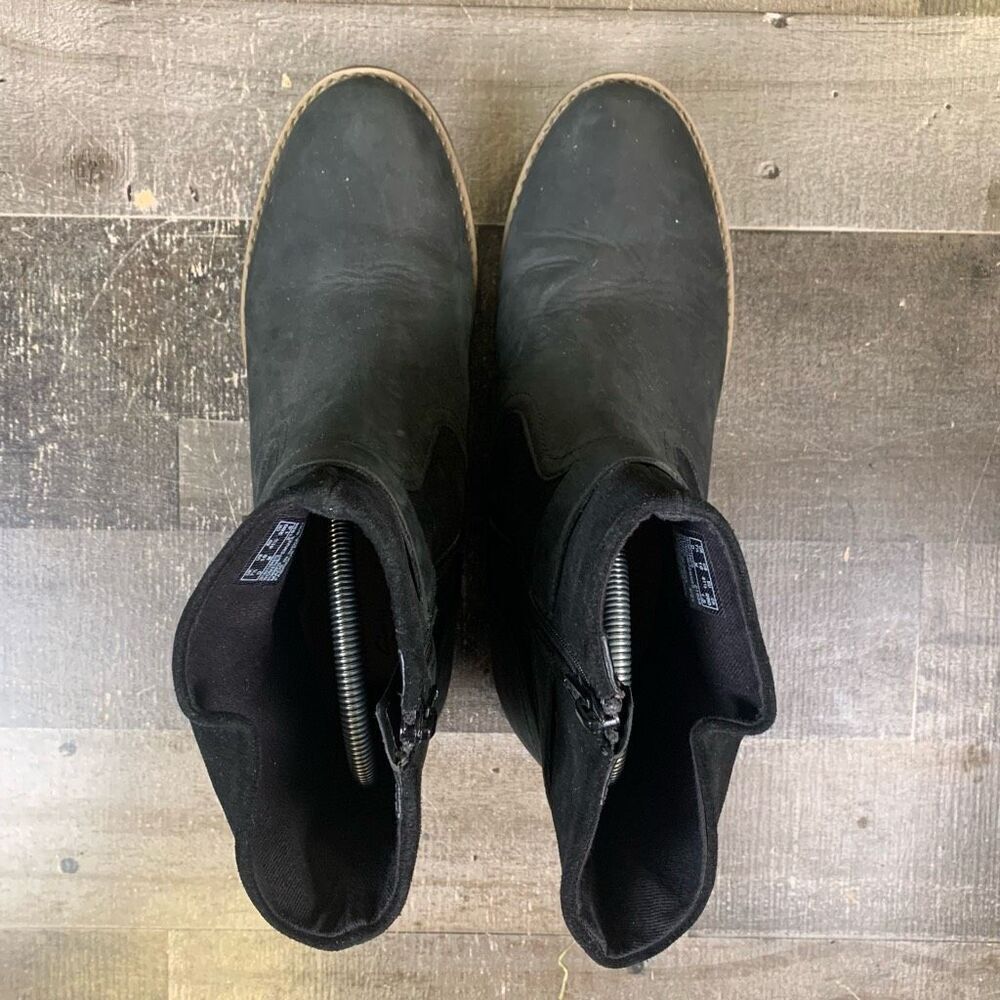 Clark’s Women’s Size 10 Camzin Strap Ankle Boots Black Bootie Suede Zip Up - Picture 6 of 10